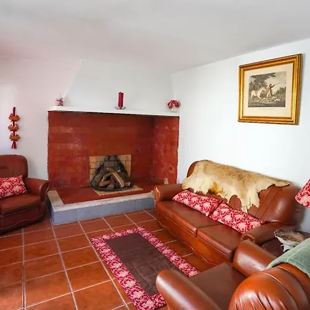 Casa Refúgio Com Pátio Interior * Alcobaça