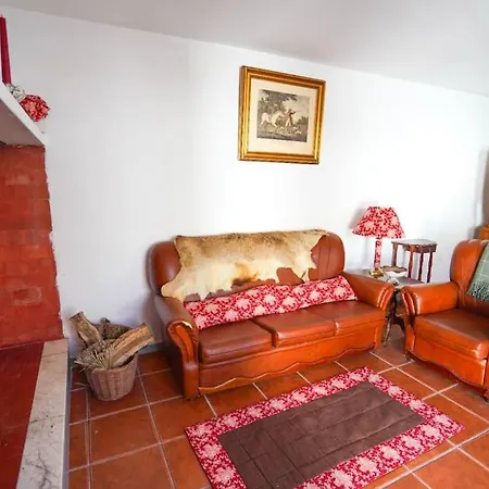Casa Refúgio Com Pátio Interior *