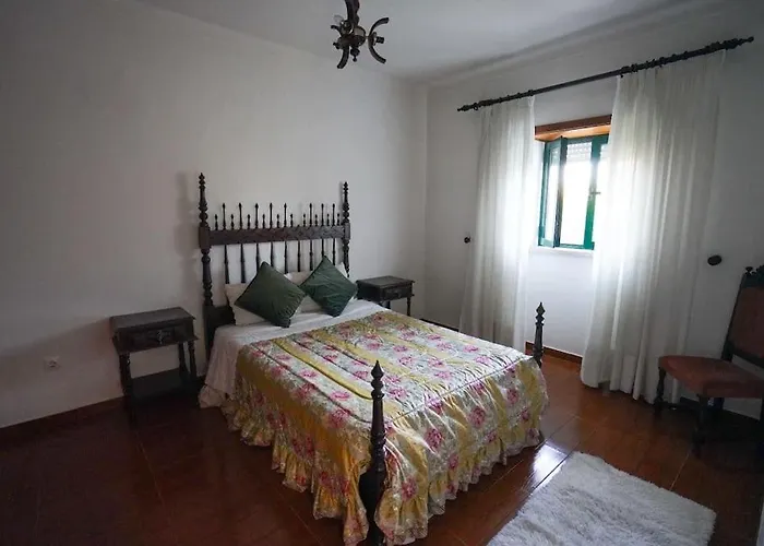 Casa Refugio Com Patio Interior Σπίτι διακοπών Alcobaça